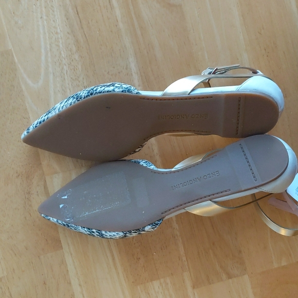 Enzo Angiolini Leather Pointy Toe Snake Flats with Ankle Strap - Picture 3 of 16